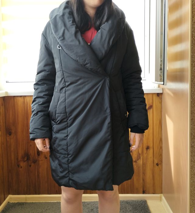 Зимова жіноча куртка Аndre Tan, розмір М