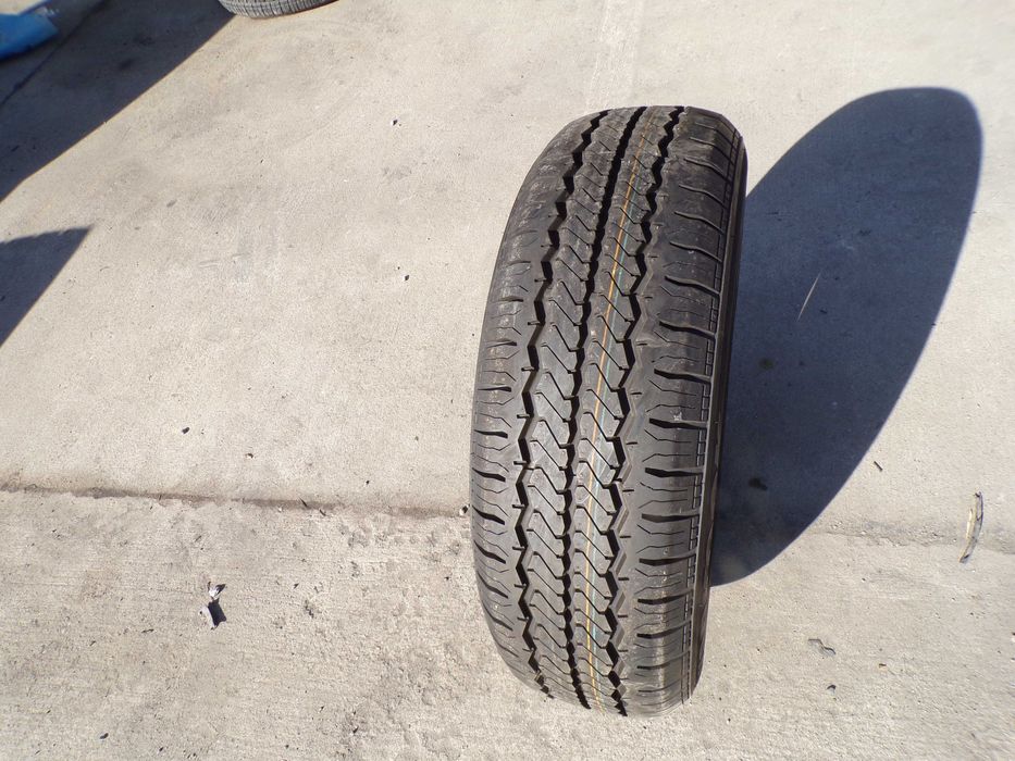 opona 215/70R16 C Hankook RA08 (200 netto)