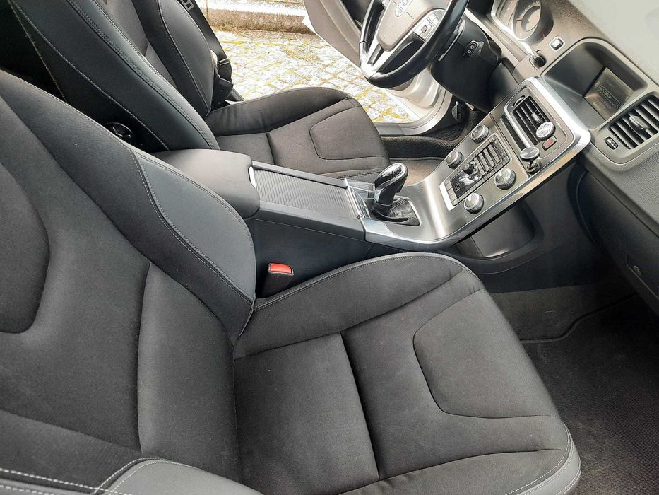 Volvo v60 1,6 D2 Automática 2014