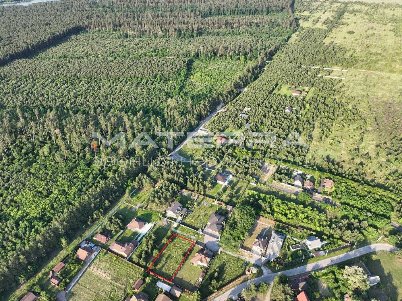 Жорнівка - Бобриця Продам ділянку 12 соток біля лісу, 20 кВт електрики