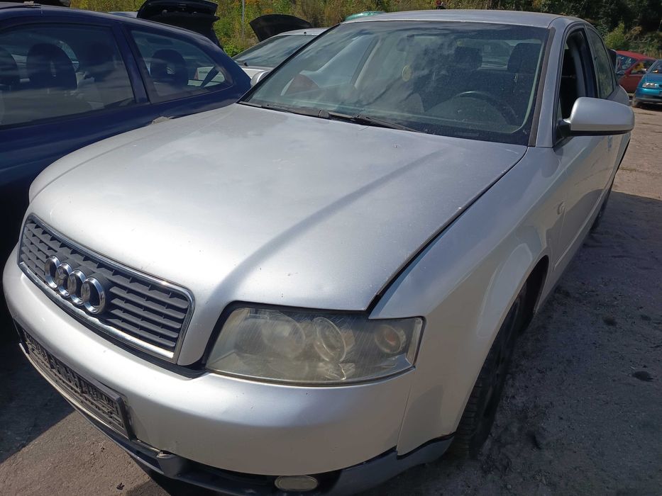 Audi A4 B6 LY7W zderzak przedni FV transport/dostawa