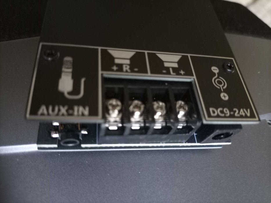 Wzmacniacz cyfrowy audio 2.1  bluetooth ,aux