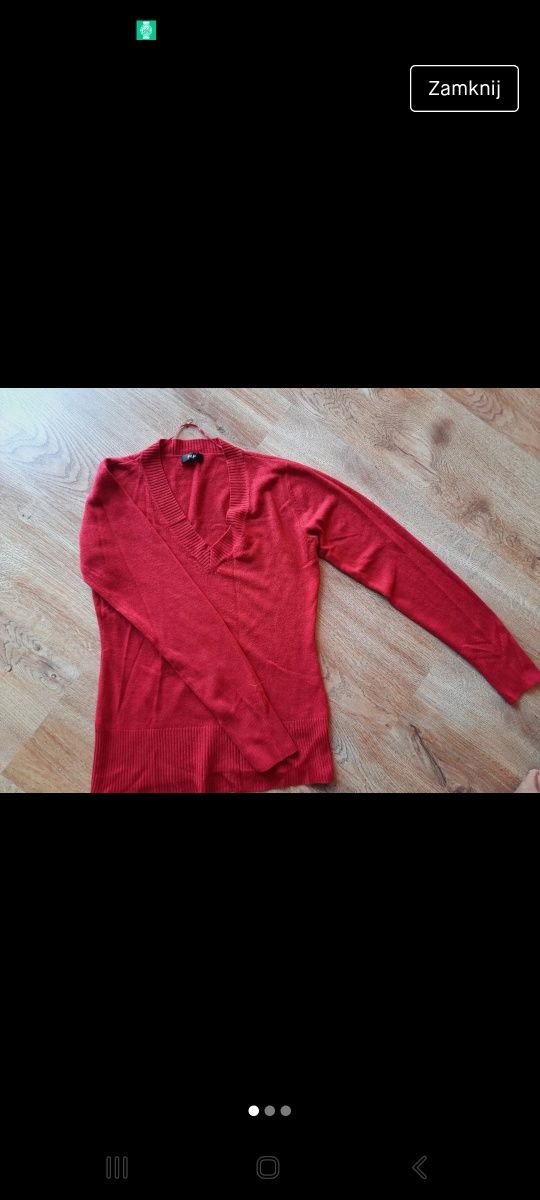Piękny czerwony sweterek 38