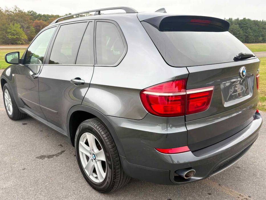 BMW X5 xDrive35d      2012