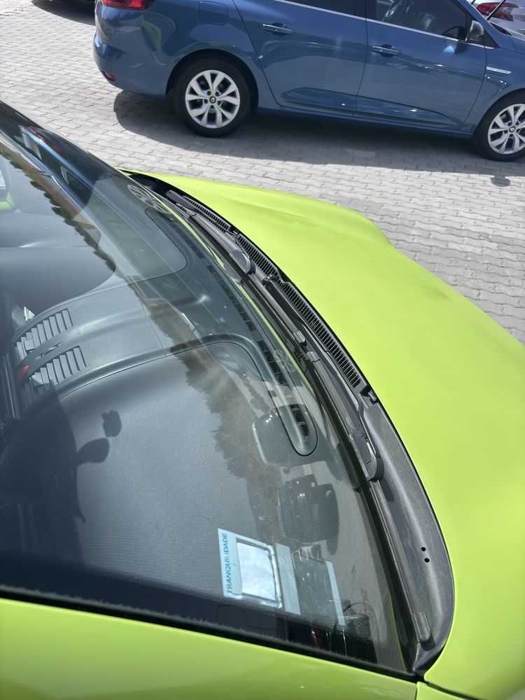 Carro impecavel  pintura interior perfeito