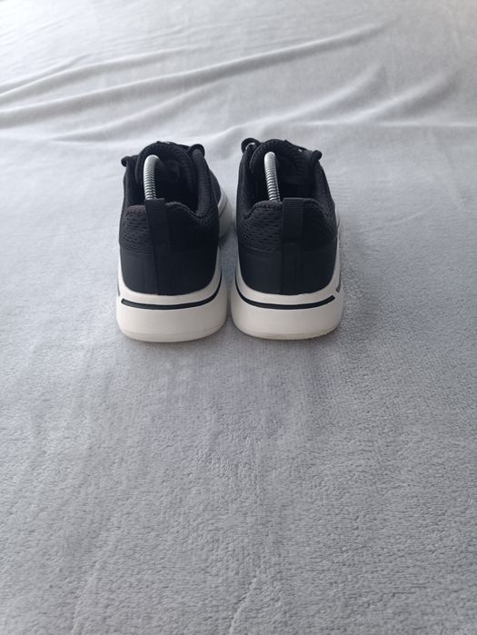 Женские кроссовки Skechers р39