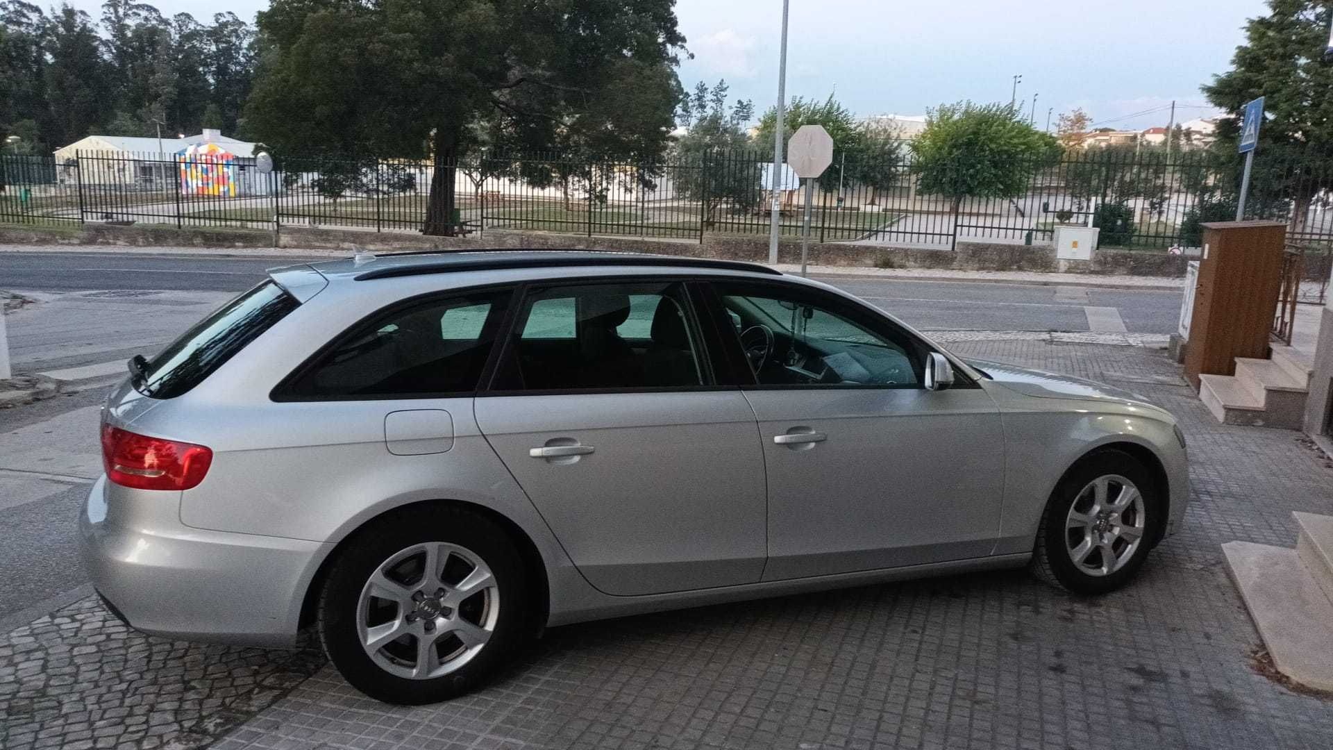 Audi A4 Avant 2.0 TDI - 143 Cv - Fev 2012