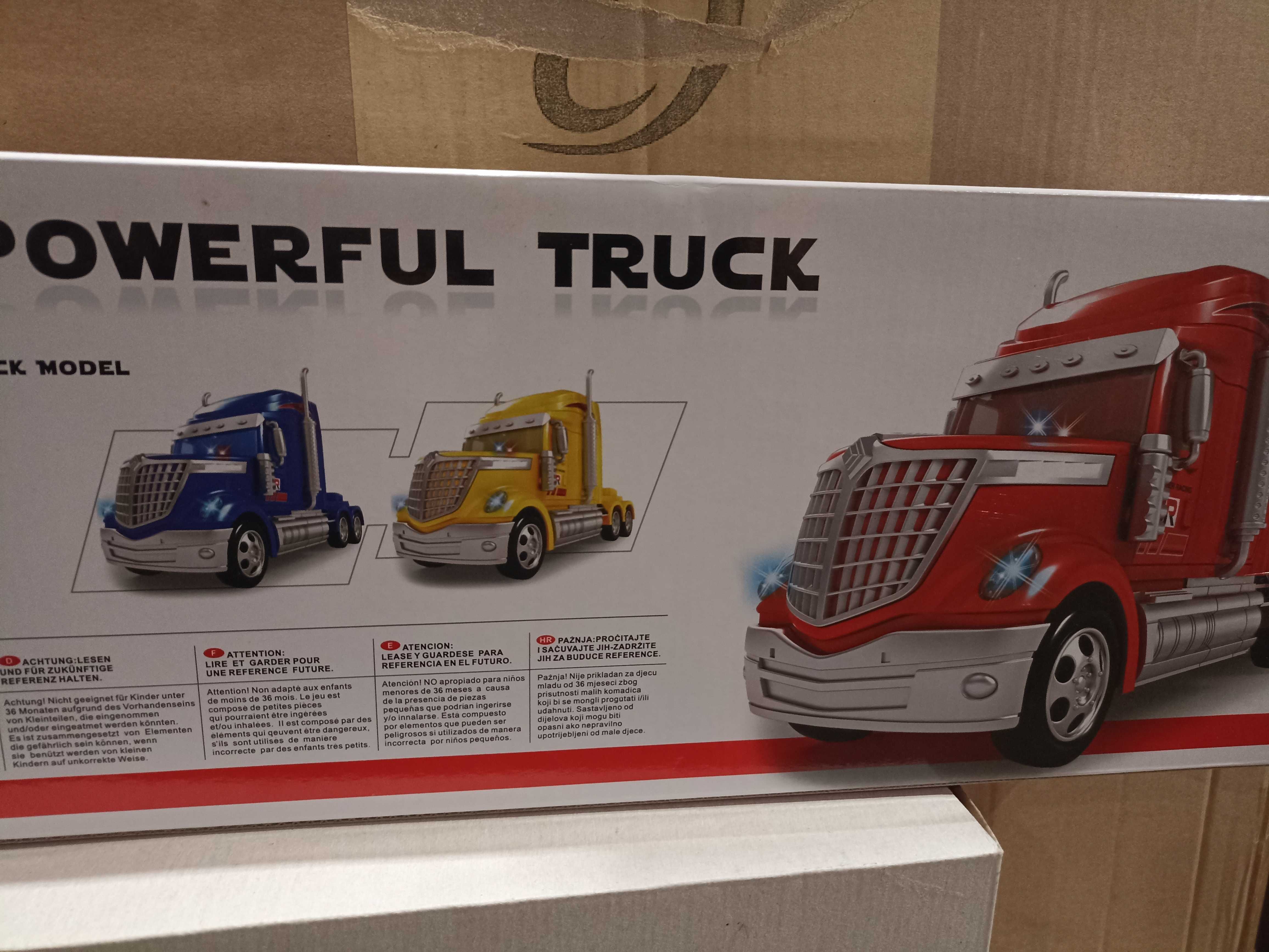Autotransporter  z autkami