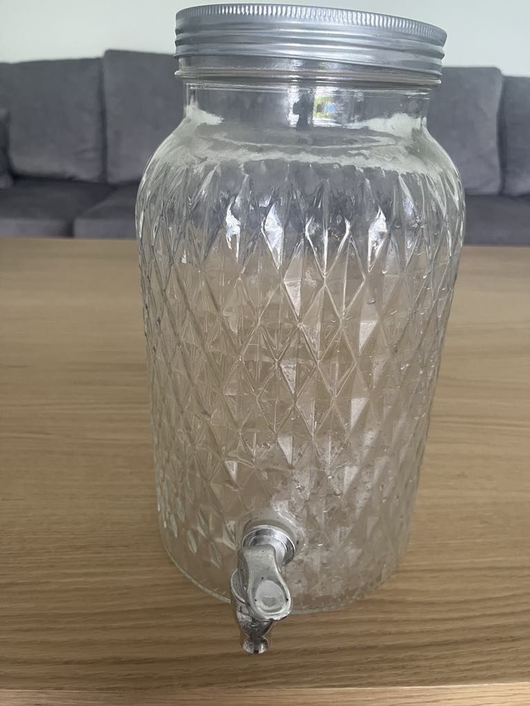 Słoje z kranikiem 6l