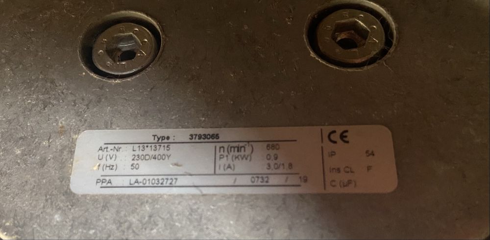 Прямокутний канальний вентилятор Ostberg RK 700x400 A3