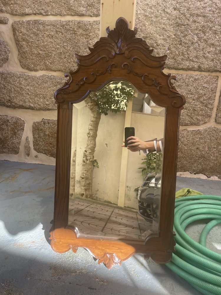 Espelho vintage em madeira