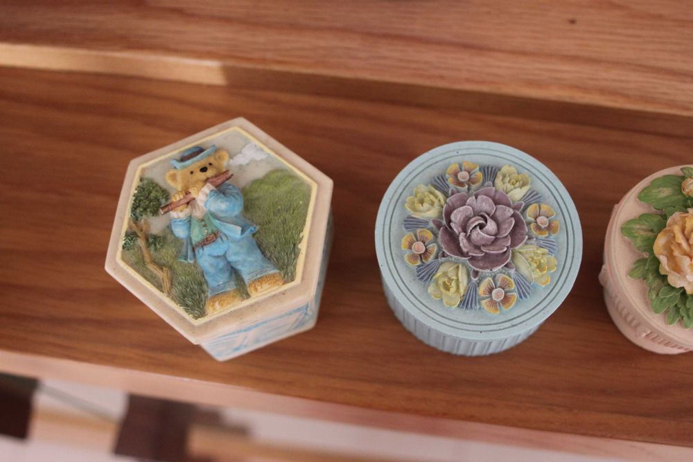 5 caixas de porcelana fina