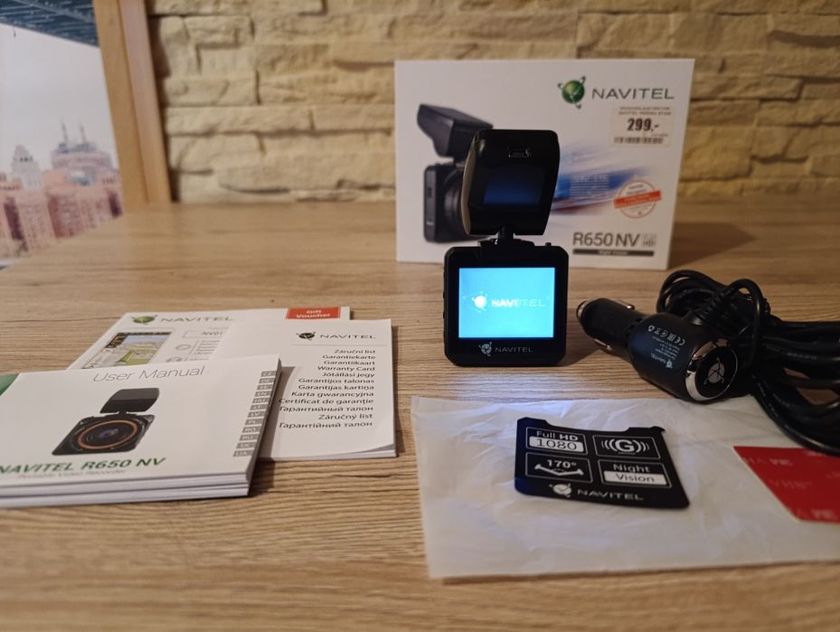 Rejestrator jazdy NAVITEL R650NV