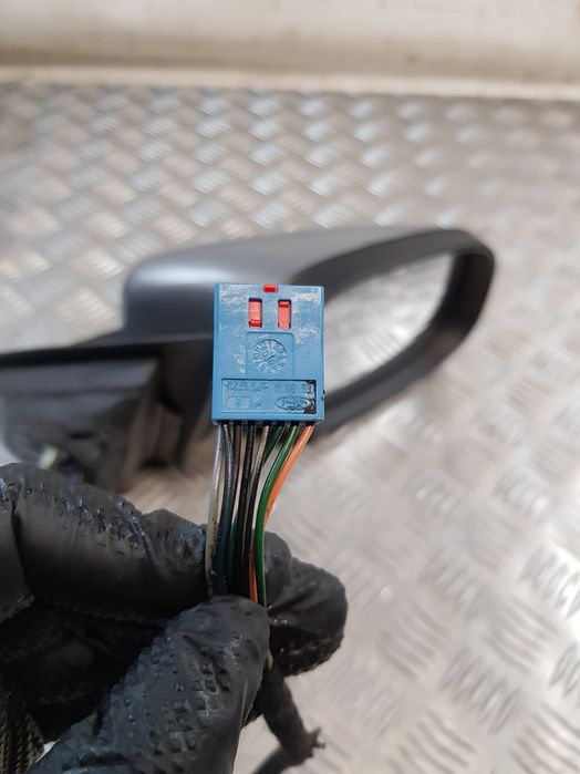 Lusterko Prawe 8 Pin Volvo V50 I 06R- K: 462-46 Europa