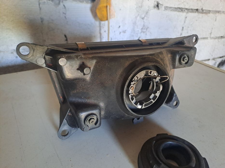 Farol dianteira original e oriunda TZR