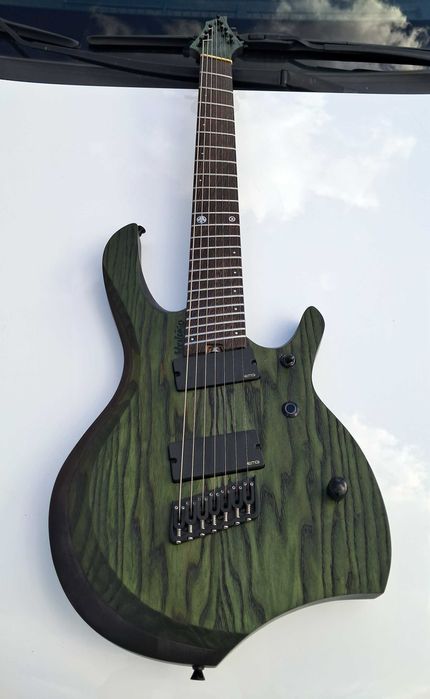 Електрогітара 7 струн мультімензура наскрізний гриф EMG