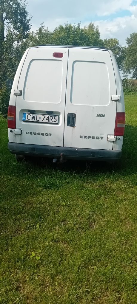 Sprzedam peugota expert  rok2003