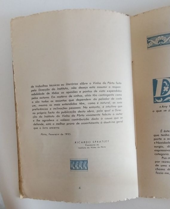 Livro antigo Arte de beber o vinho do Porto
