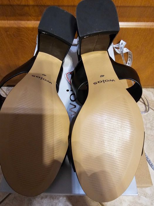 Czarne klapki marki ,,Wojas,,