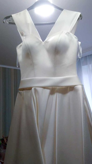 Весільна сукня та туфлі, супер весільне вбрання нареченої