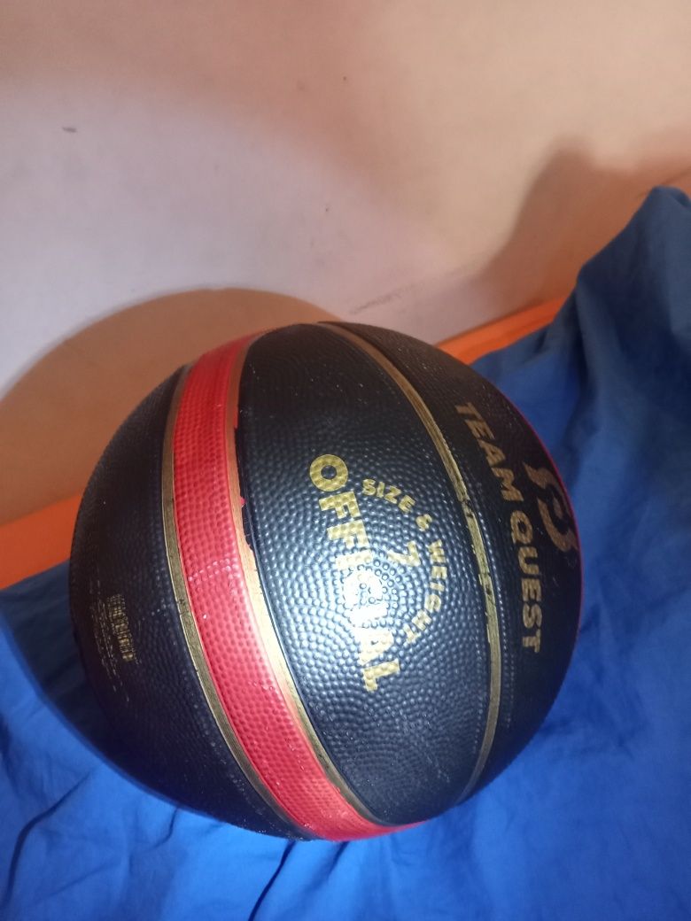 Bola de Basket Team Quest Official(entrega com ar cheio)