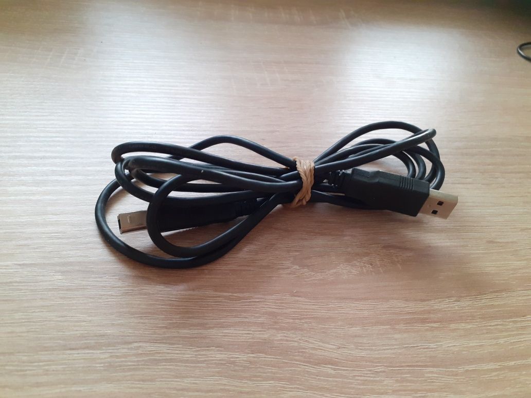 Kabel USB Typ A i Typ B, nowy, piękny