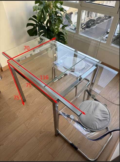 Mesa de Vidro IKEA + 2 Cadeiras Acrílicas