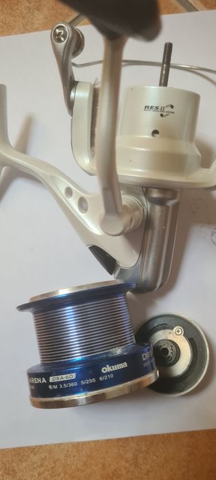 Carreto Okuma branco