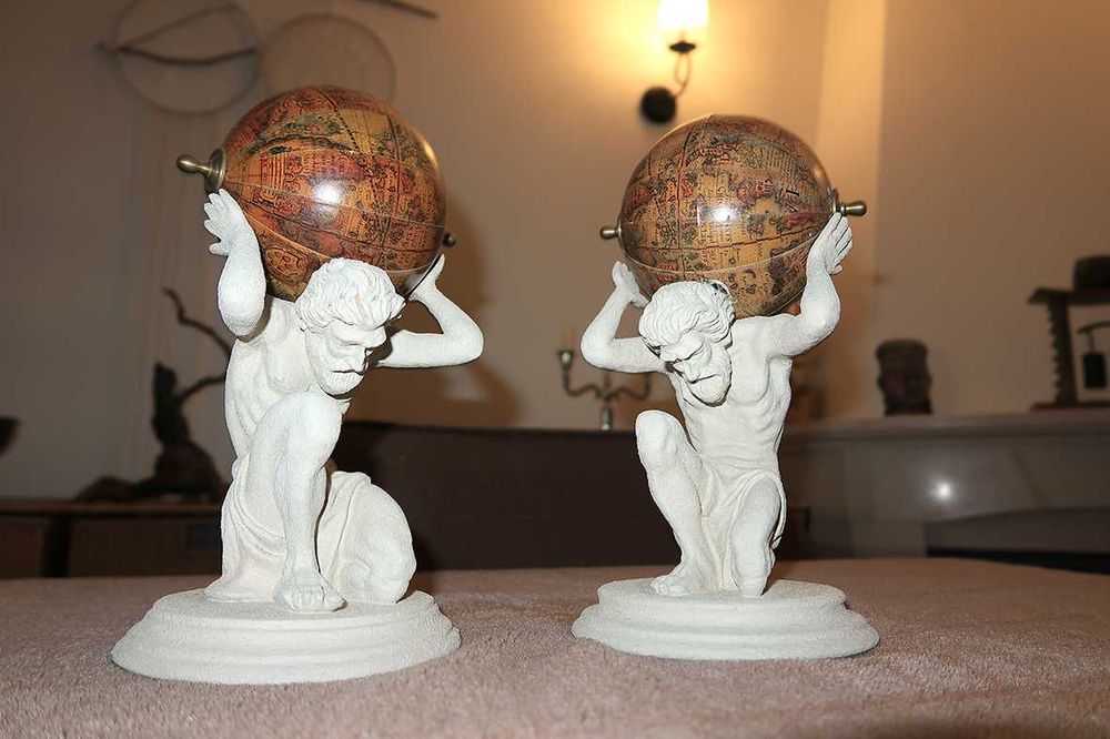 Antiguidades estátuas candeeiros vintage