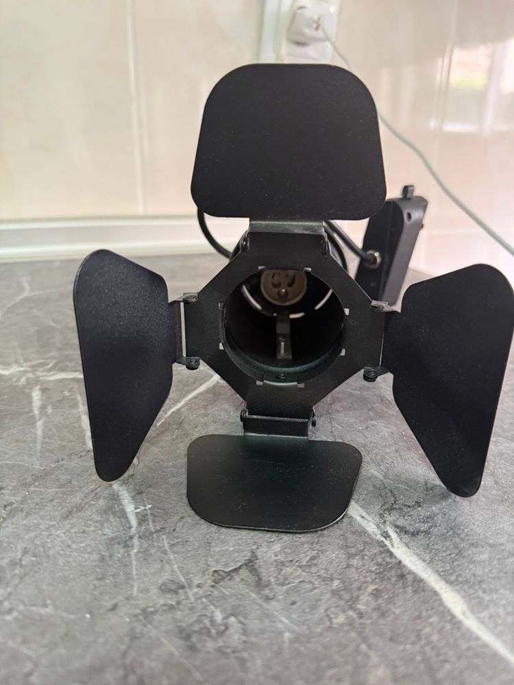 Foco LED para Trilho Cinema Movie 1XGU10 Monofásico