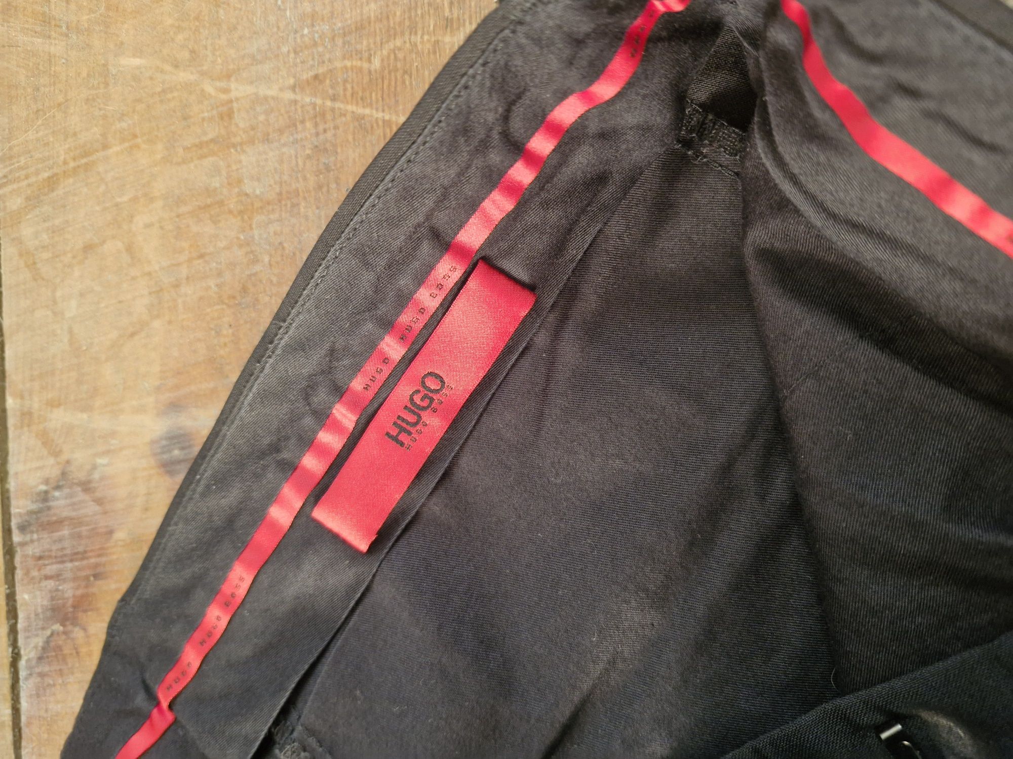 Hugo Boss spodnie garniturowe roz.XXL