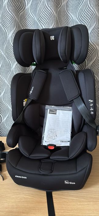 Cadeirinha de seguranca para criança em automovel