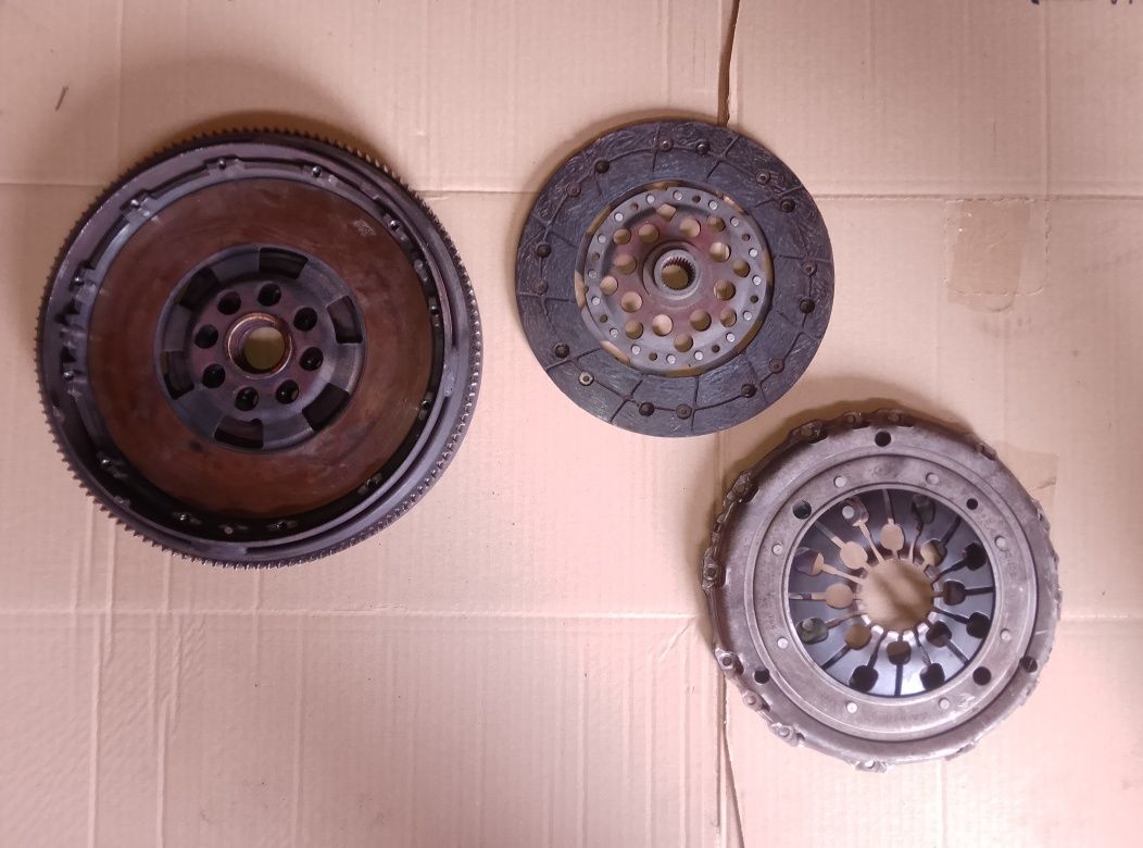 VW T4 2,5 TDI Dwumasa tarcza docisk komplet Super Stan