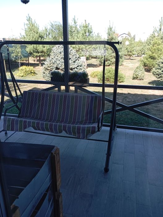 Продам шикарный дом на голубом озере Елизаветовка/Каменское