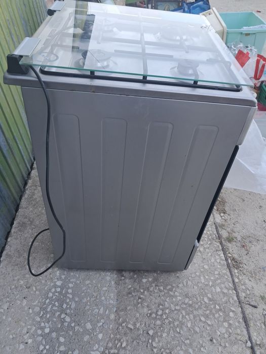 Fogao a gás com forno electrico