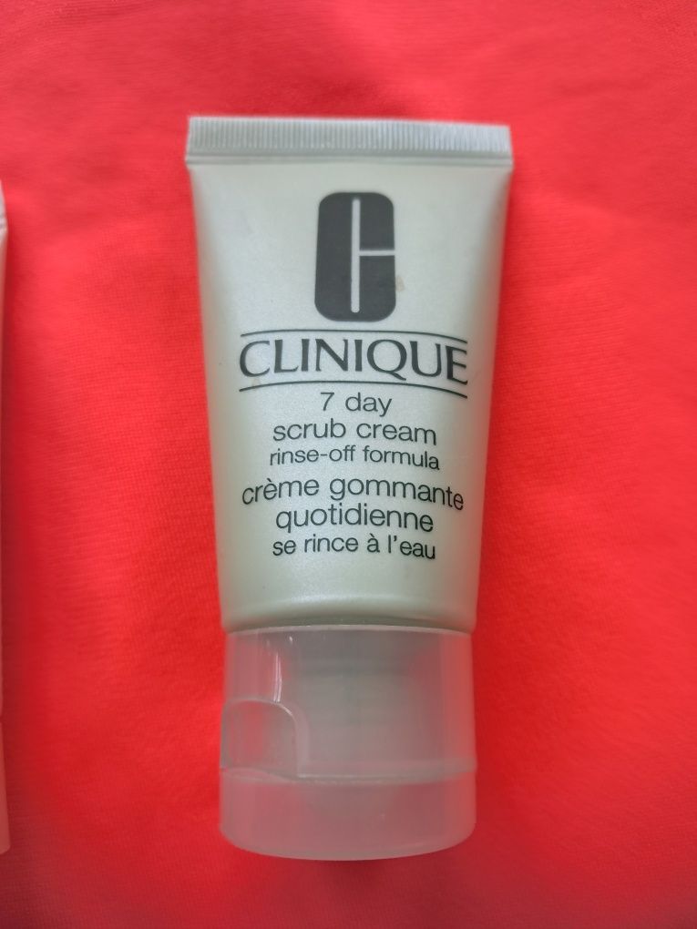 Clinique zestaw 2 kosmetyków do twarzy peeling i maseczka