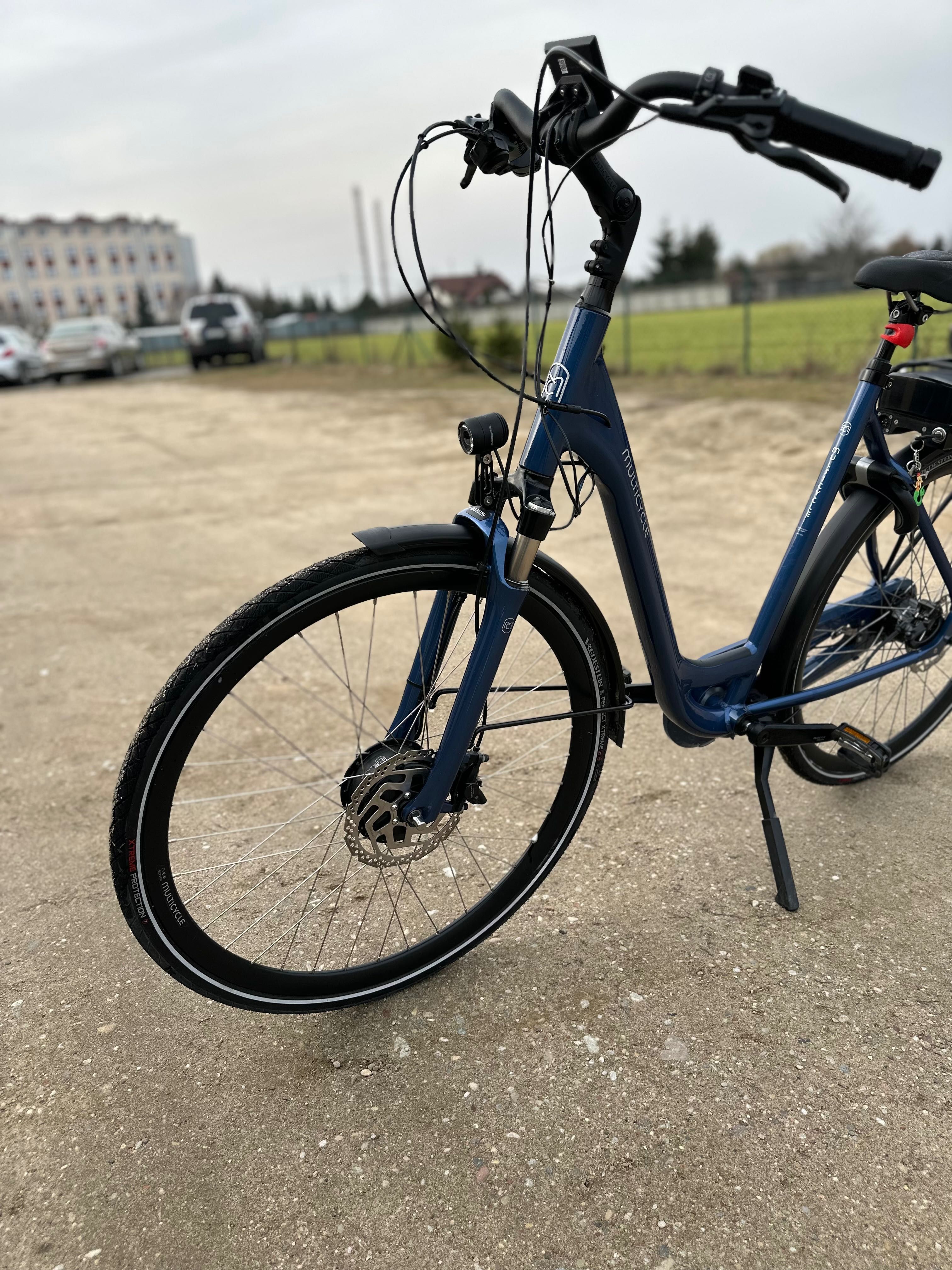Jak nowy rower elektryczny Multicycle 28’’