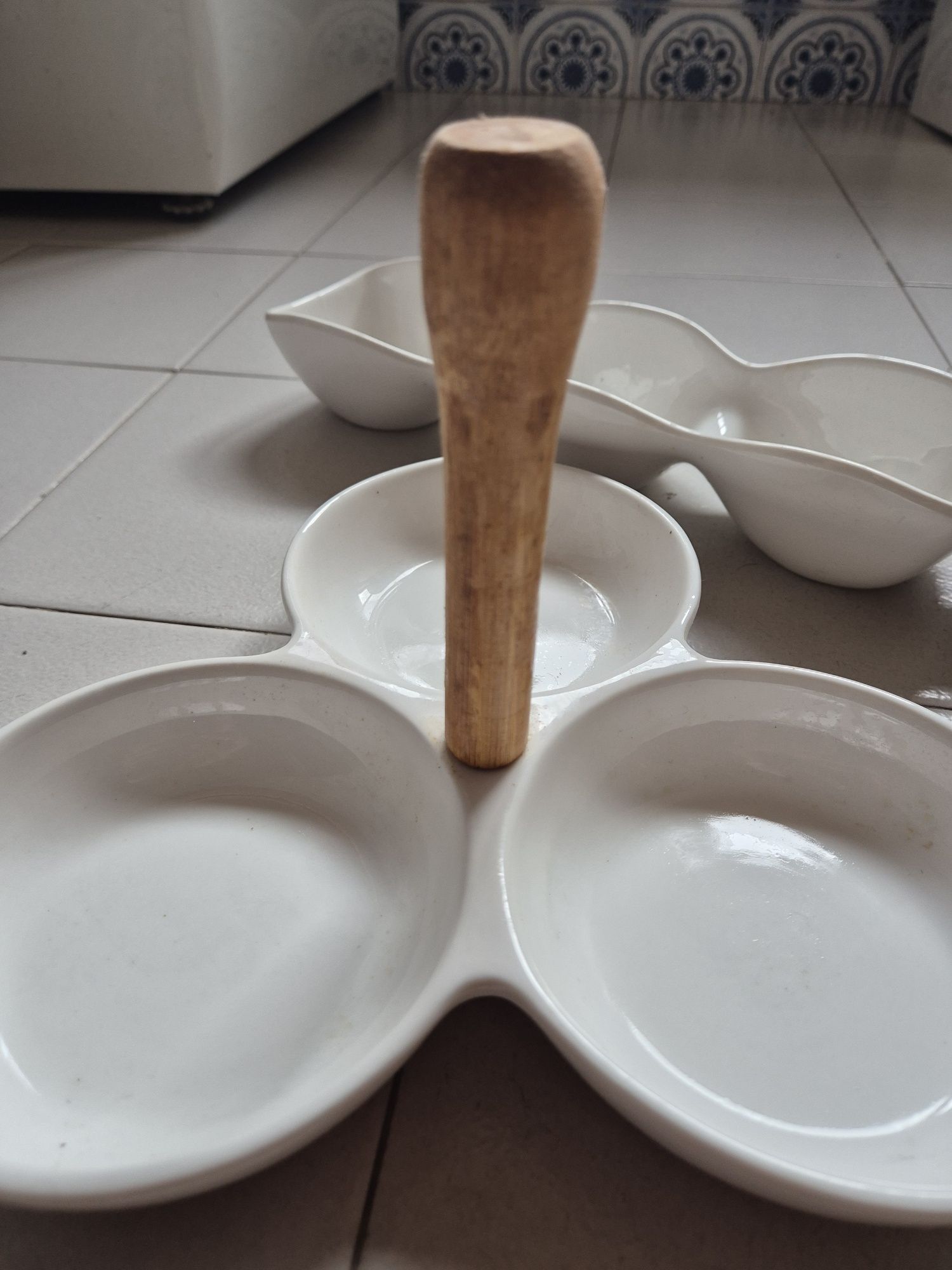 Taças de mesa com divisórias