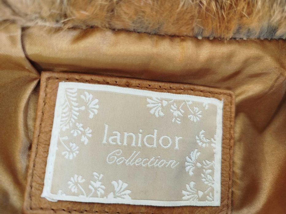 Colete em pele genuína com acabamentos em pele de coelho, tamanho 36