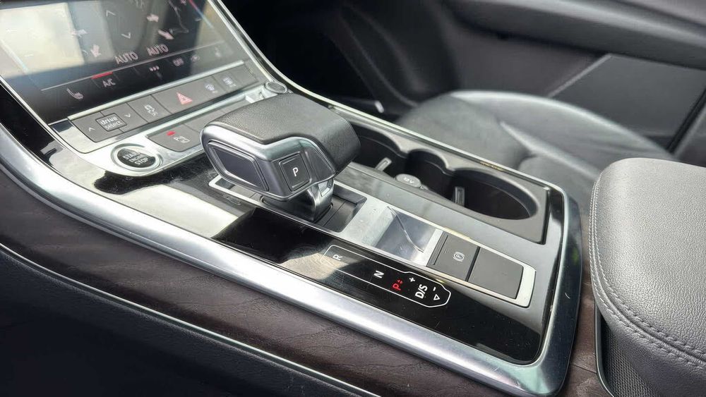 Audi Q7 quattro Premium Plus      2022