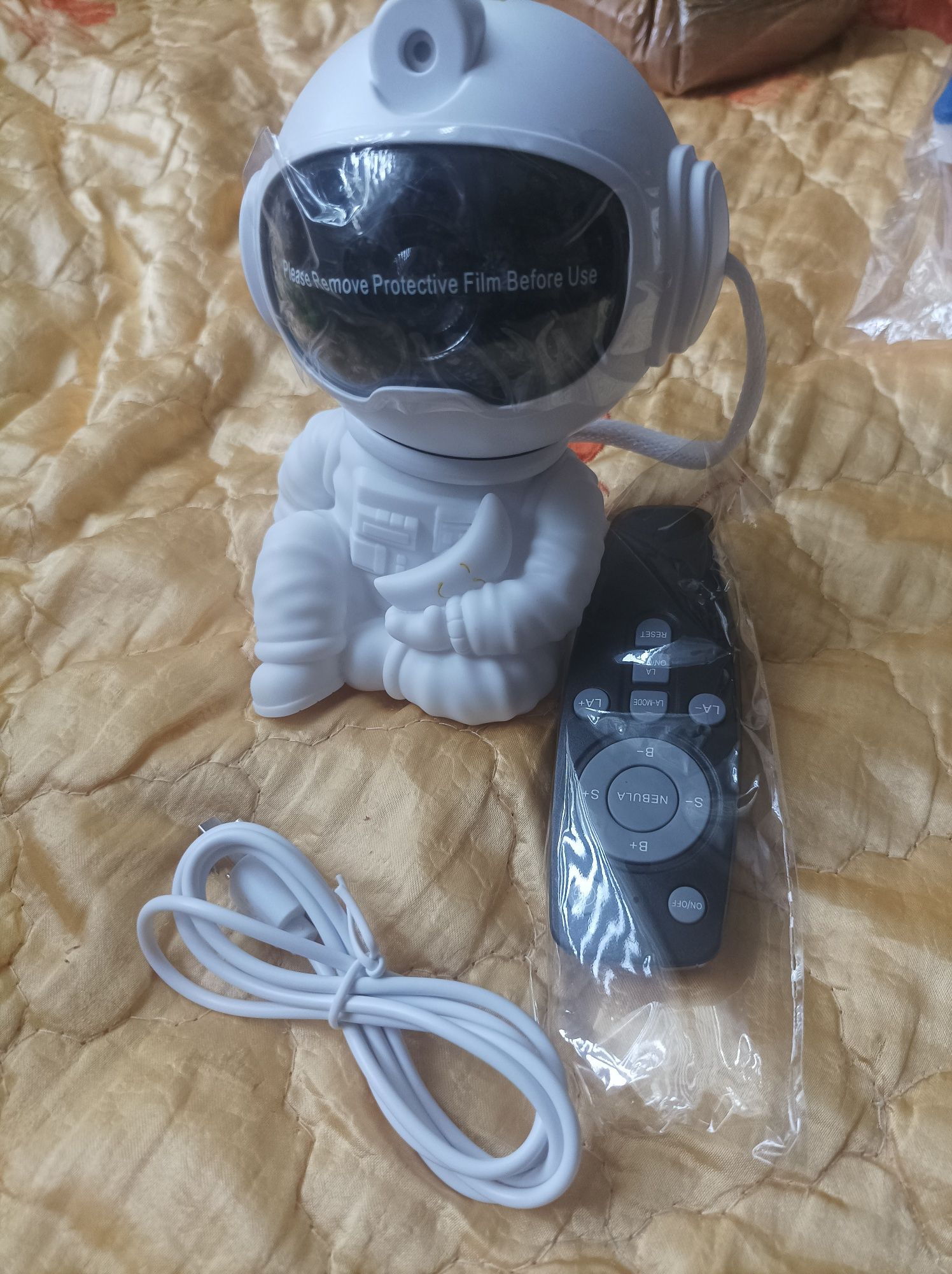 Sprzedam kosmonauta