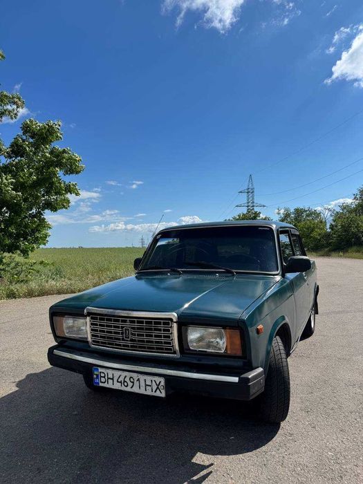 Продам ВАЗ 2107 жигуль