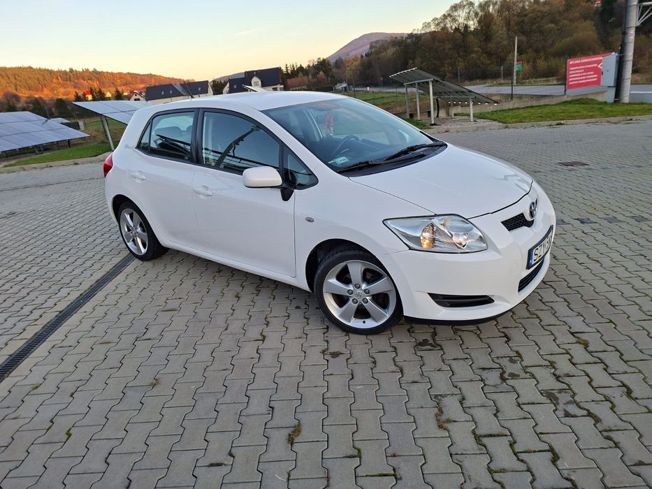 Toyota auris 1.4 2008r.