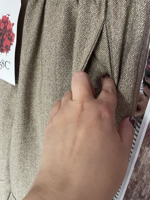 Spodnie bryczesy firmy 158c ciekawy materiał 42/44/46