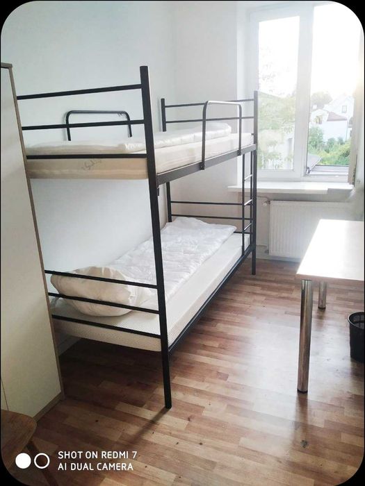 ХОСТЕЛ район WLOCHY (Lopuszanska) hostel. 2-4 местные. 800 мес/250 нед