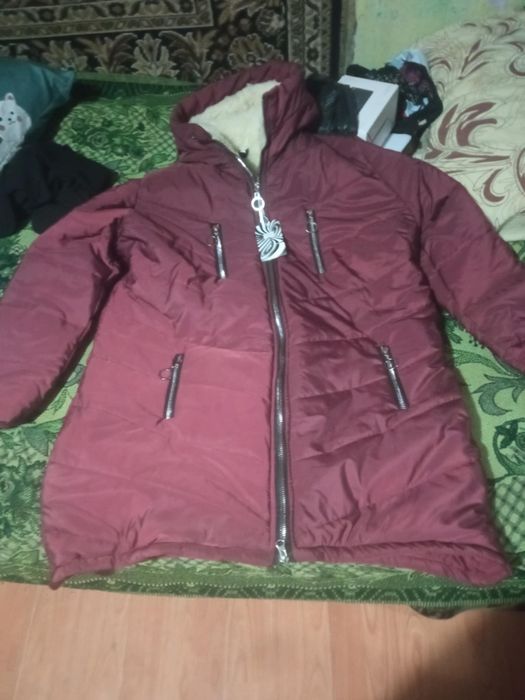 Продам нову куртку розмір 58.60