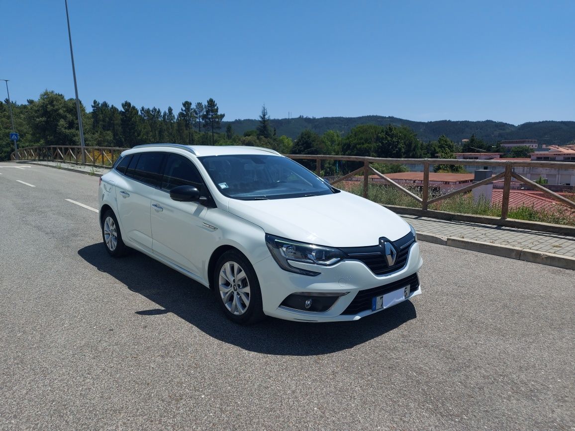 Renault Mégane IV Sporttourer 1.5 DCI 110CV Limited 2018 Nacional