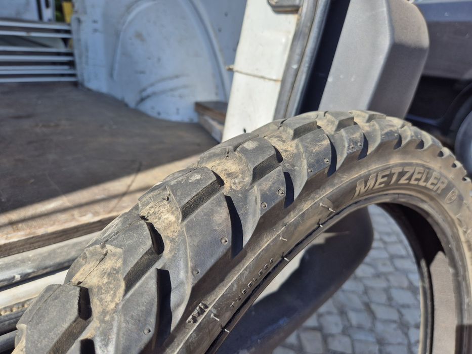 Pneus metzeler karoo 3