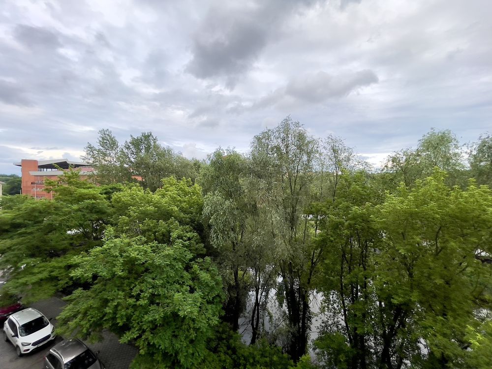 Продам 1-шку Гагаріна 20