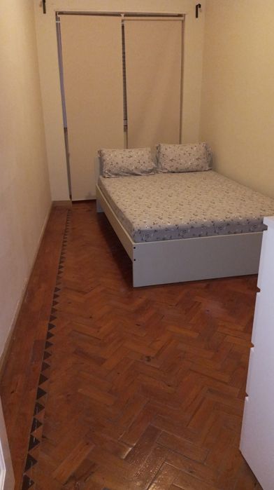 Arrendamento do quarto.